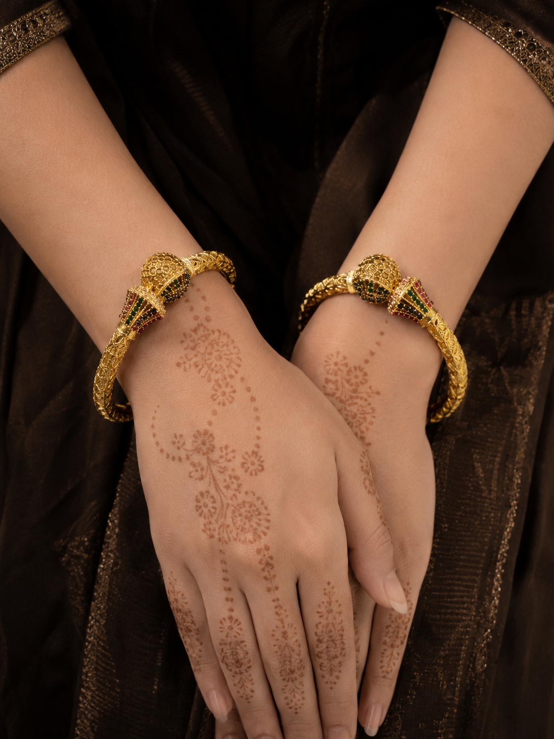 Adjustable bracelet Openable kare