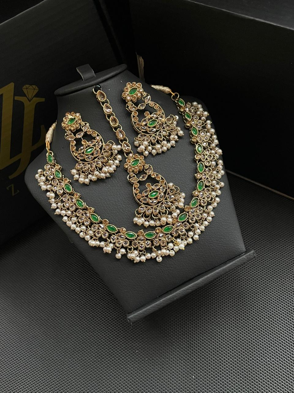 Royal Reverse AD Necklace Set