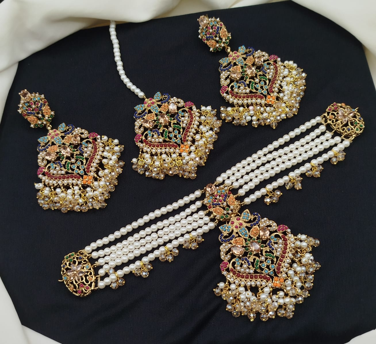 Hoor Collection  Choker set