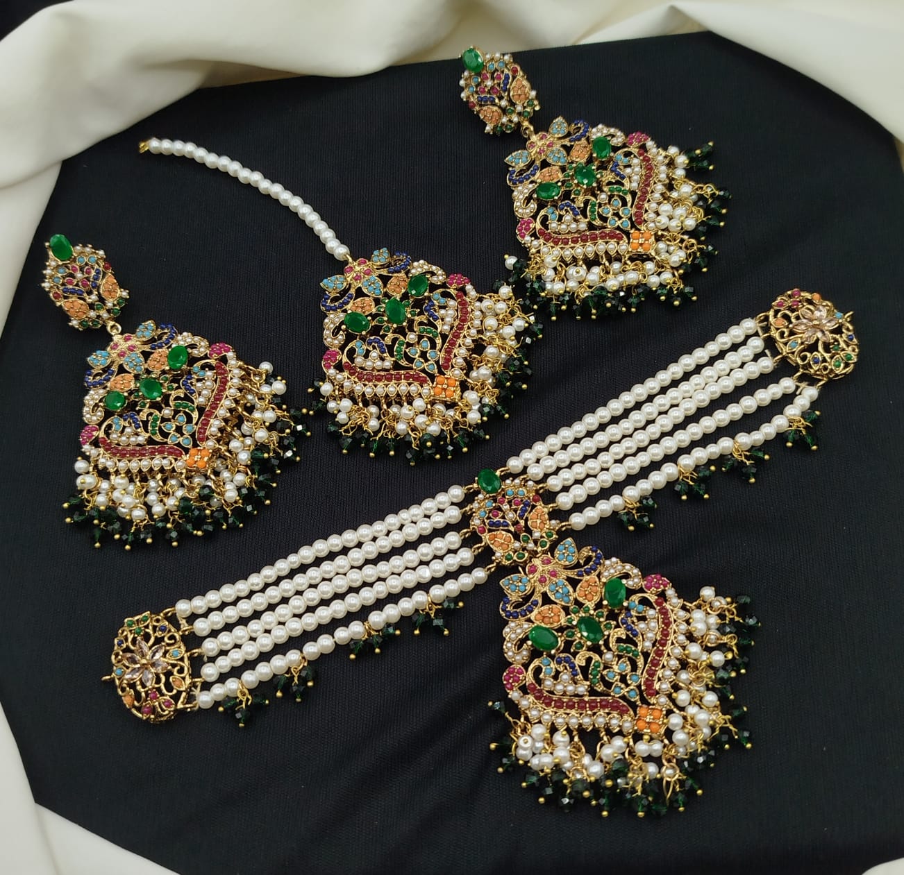 Hoor Collection  Choker set