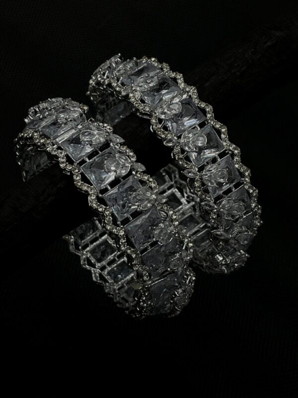 Kashish-e-Aagahaz Silver Openable Bangles