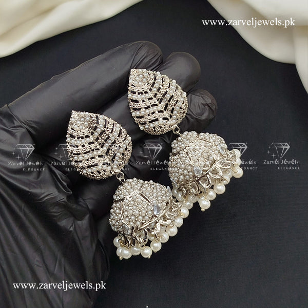 Leave style jhumki