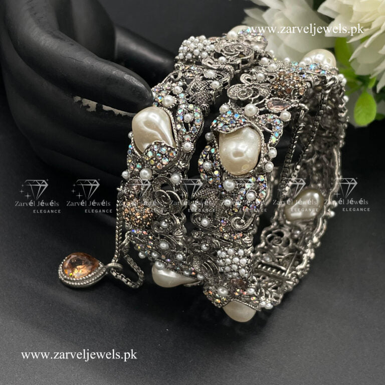 Oxides Pearl Bangles