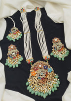 Noratan heavy dholna set with heavy airings tika