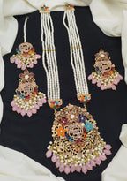 Noratan heavy dholna set with heavy airings tika