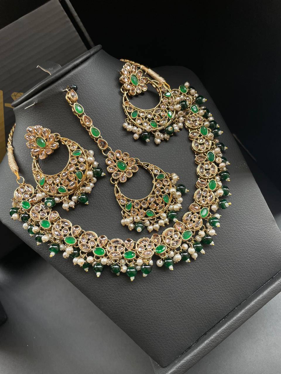 Reverse AD Nacklace set