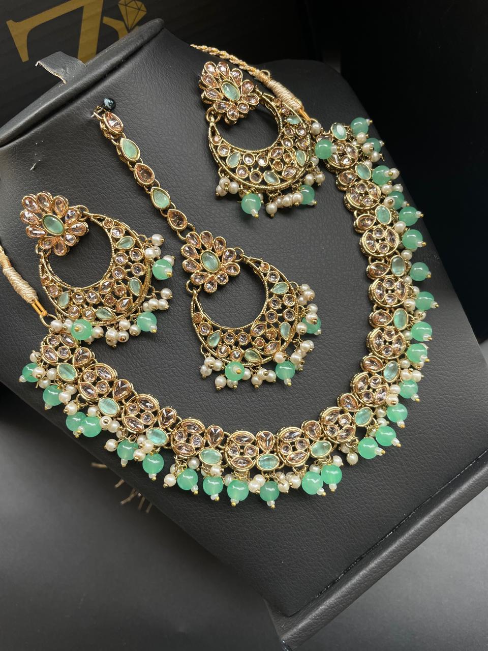 Reverse AD Nacklace set