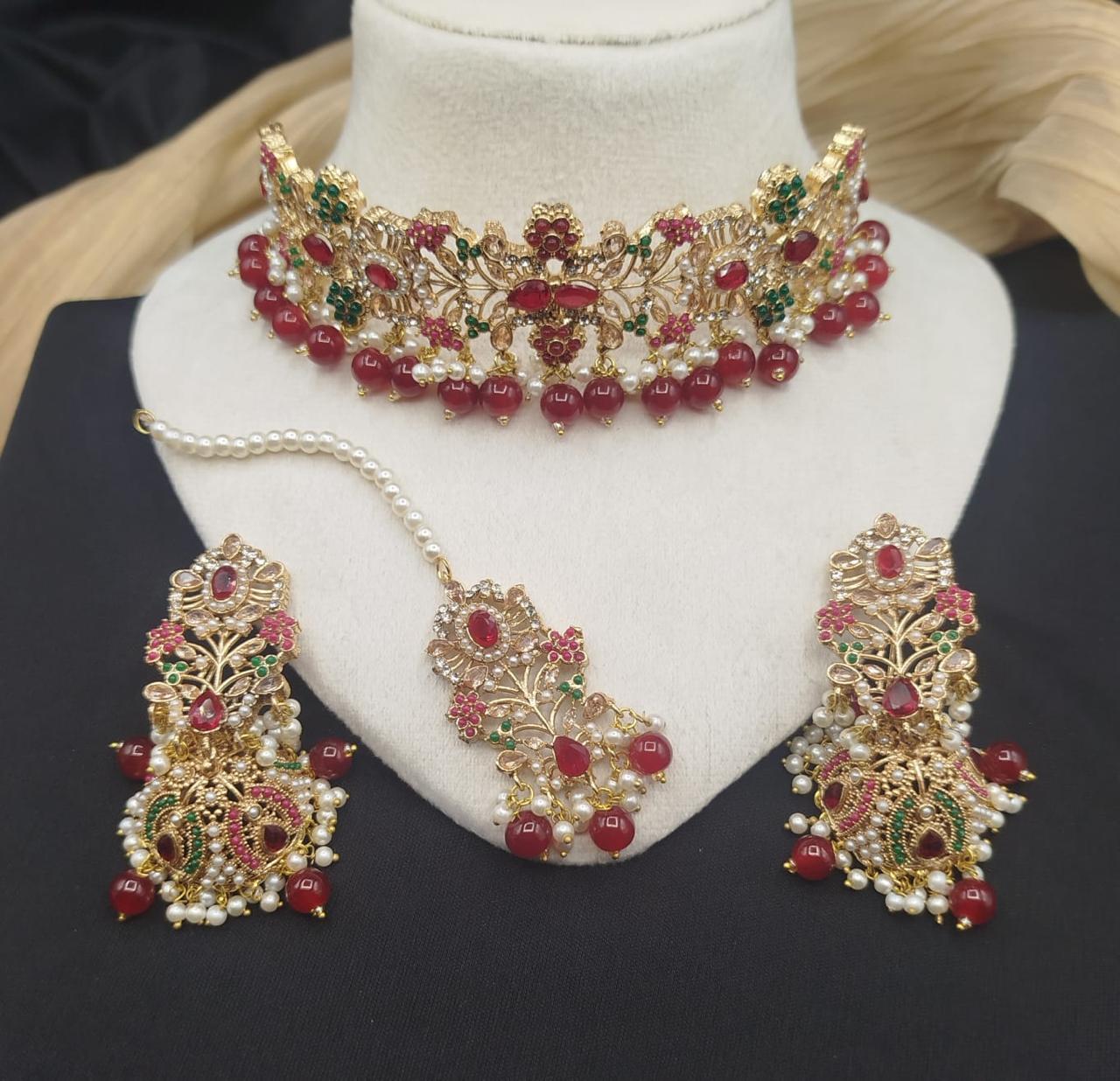 Royal Noor Choke set