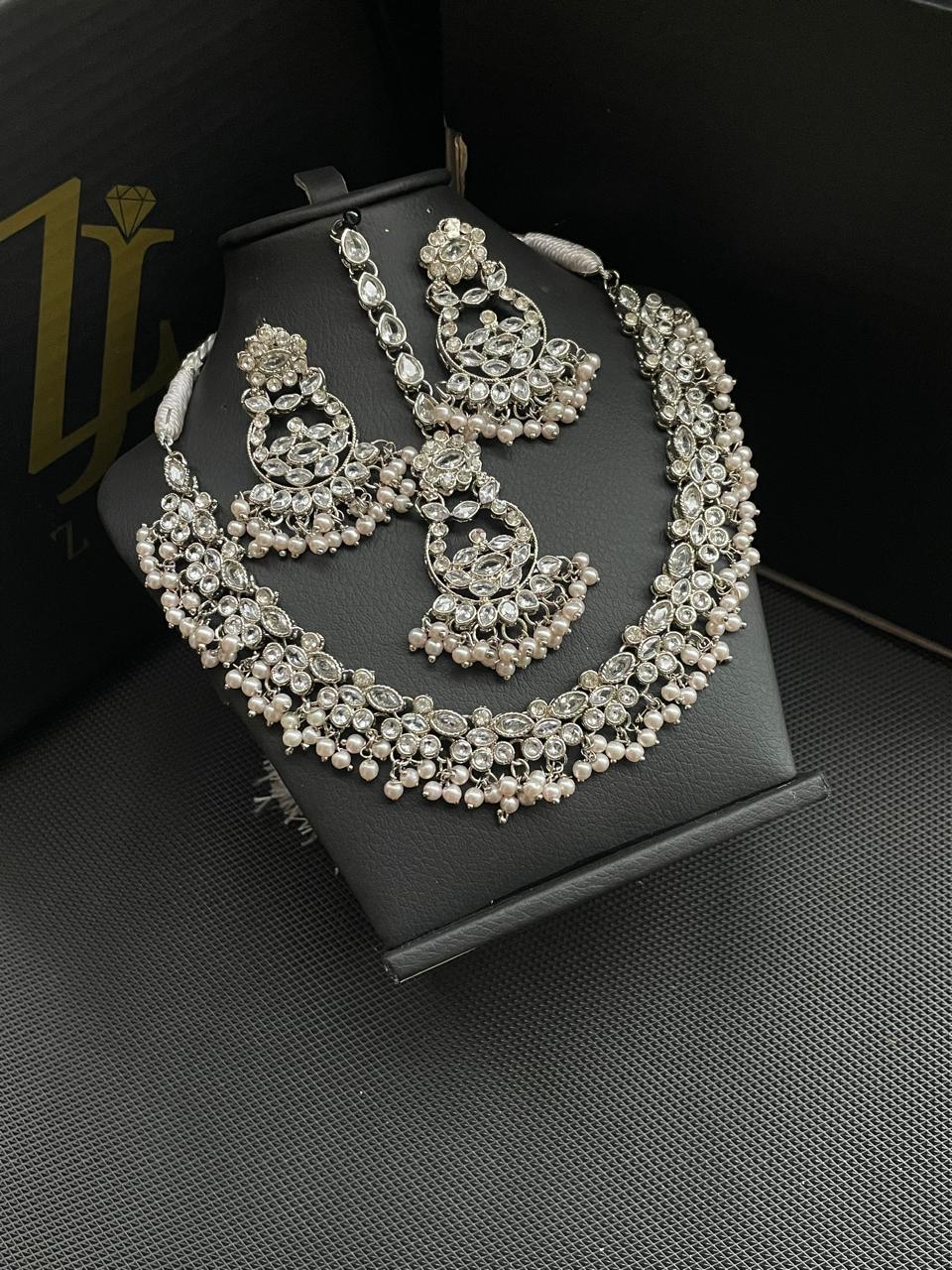 Royal Reverse AD Necklace Set