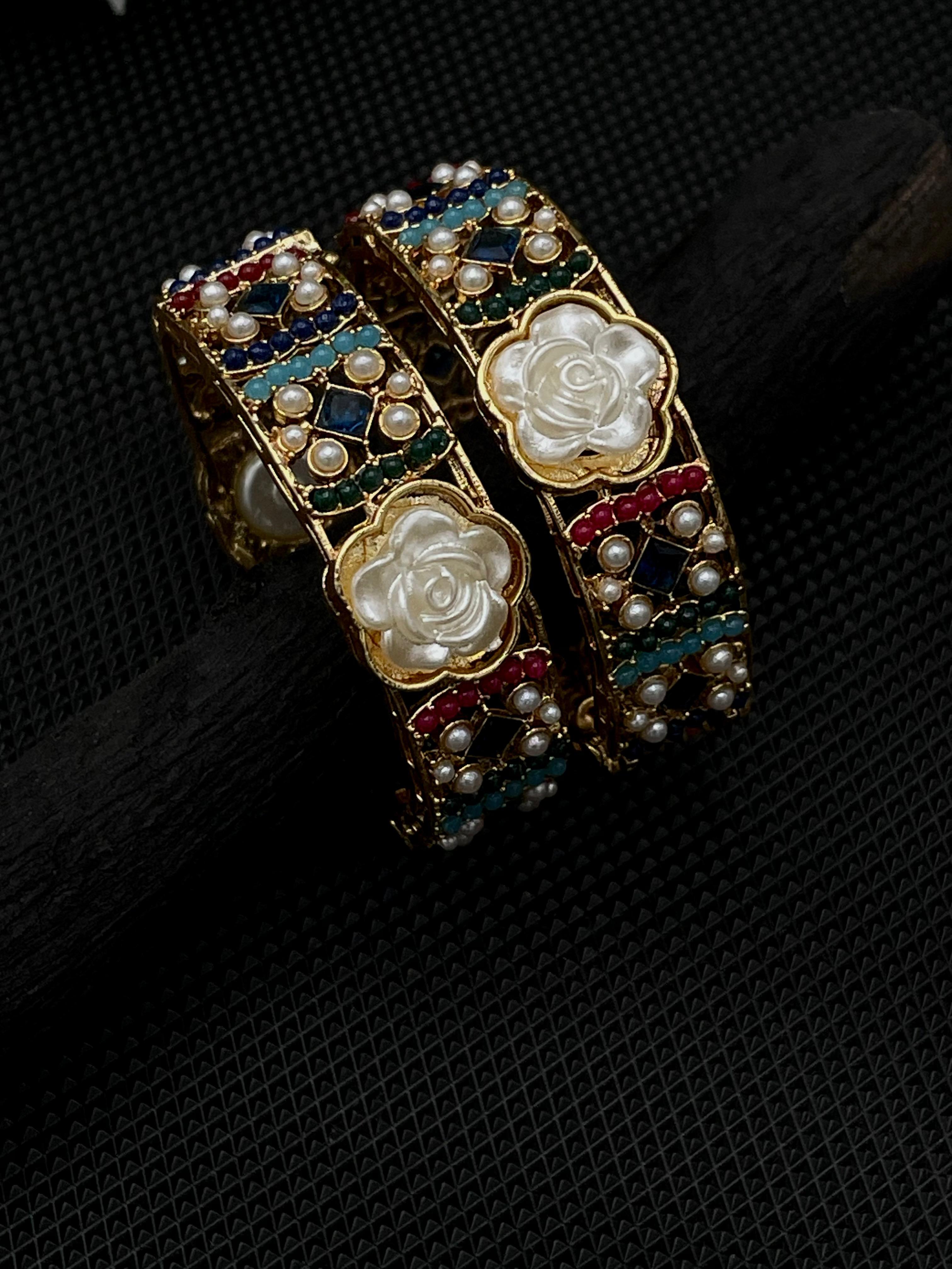 (MOP) Openable Kids Bangles