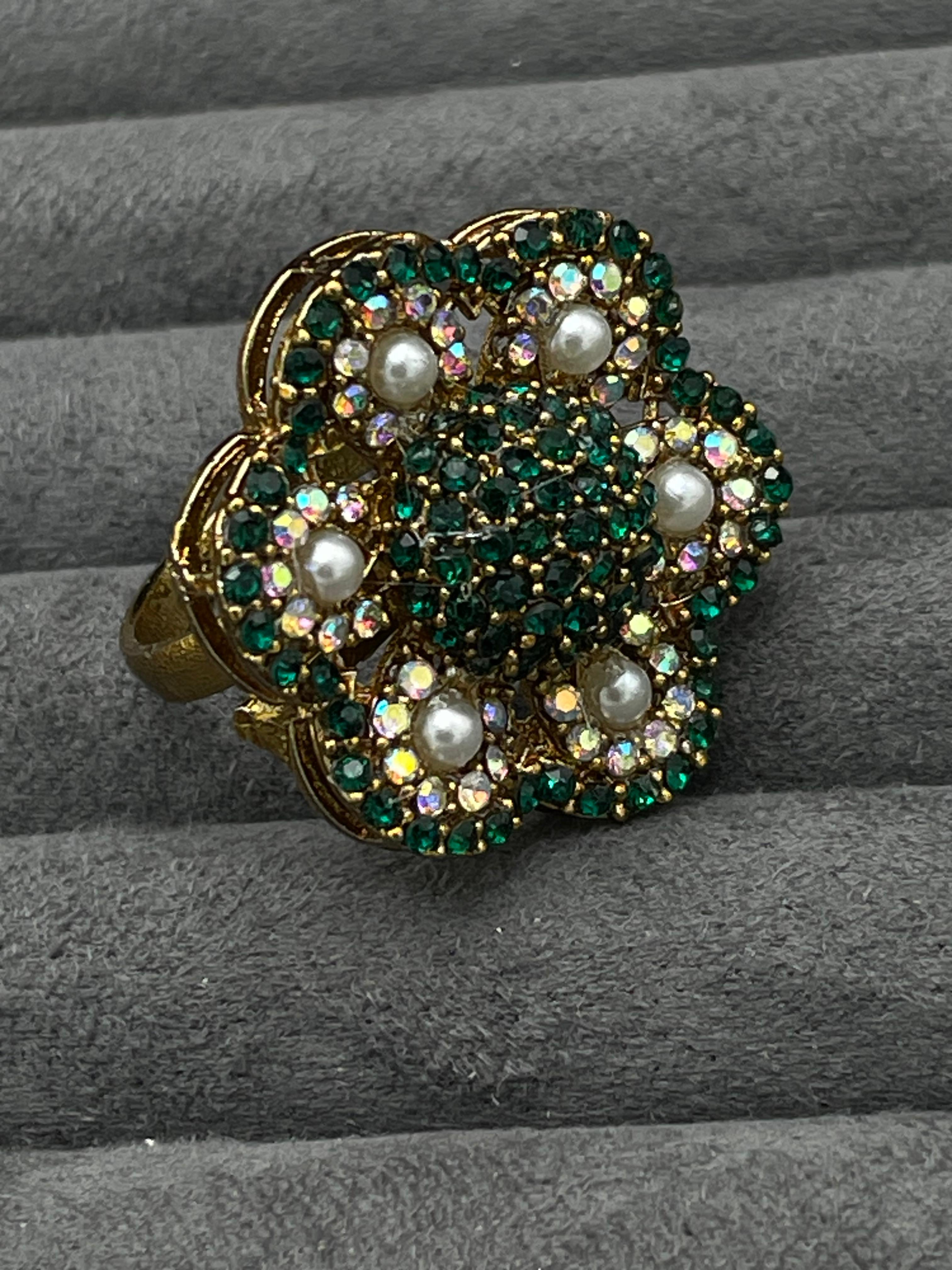 Gulnoor Zarcoon Ring