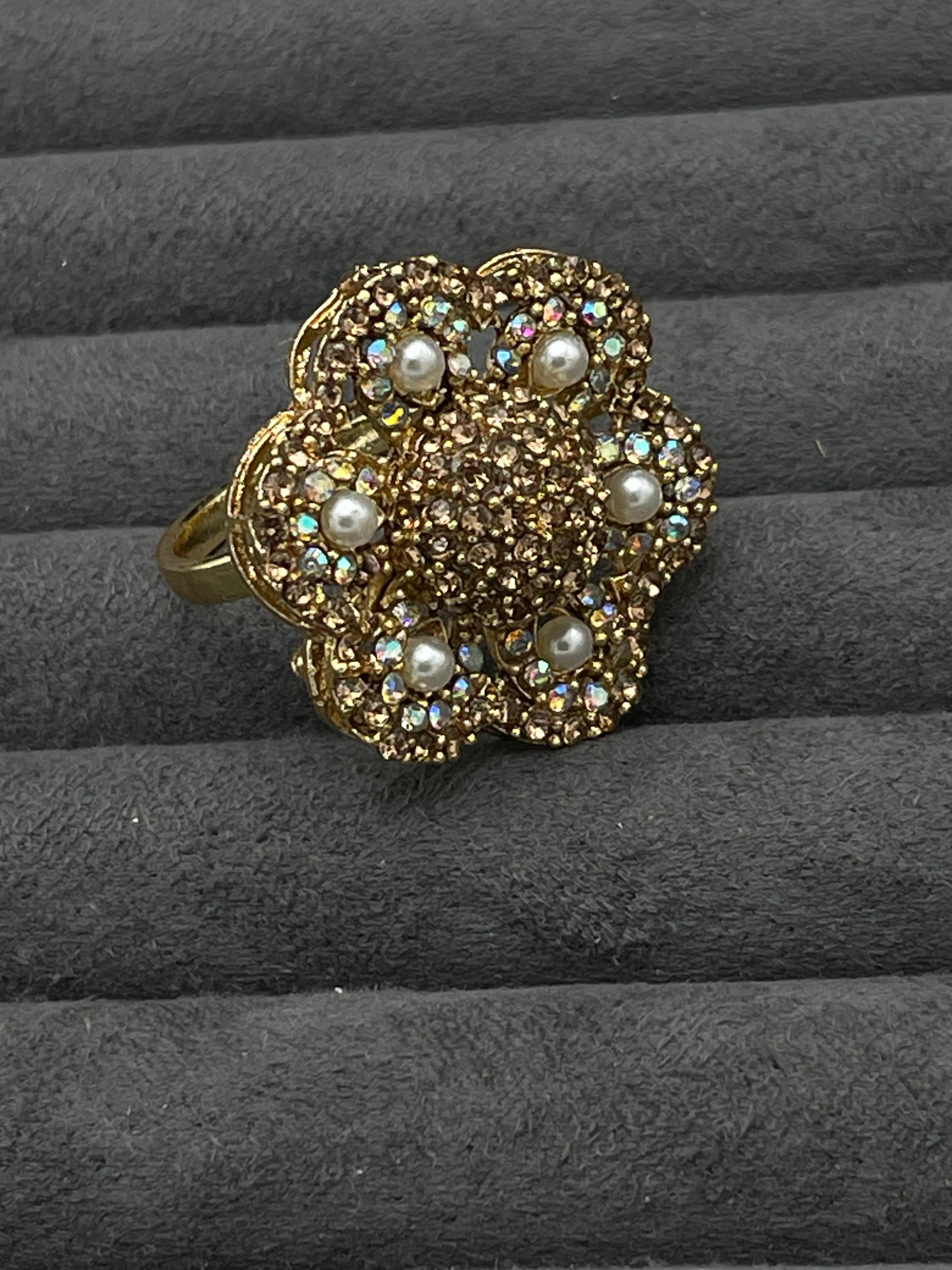 Gulnoor Zarcoon Ring