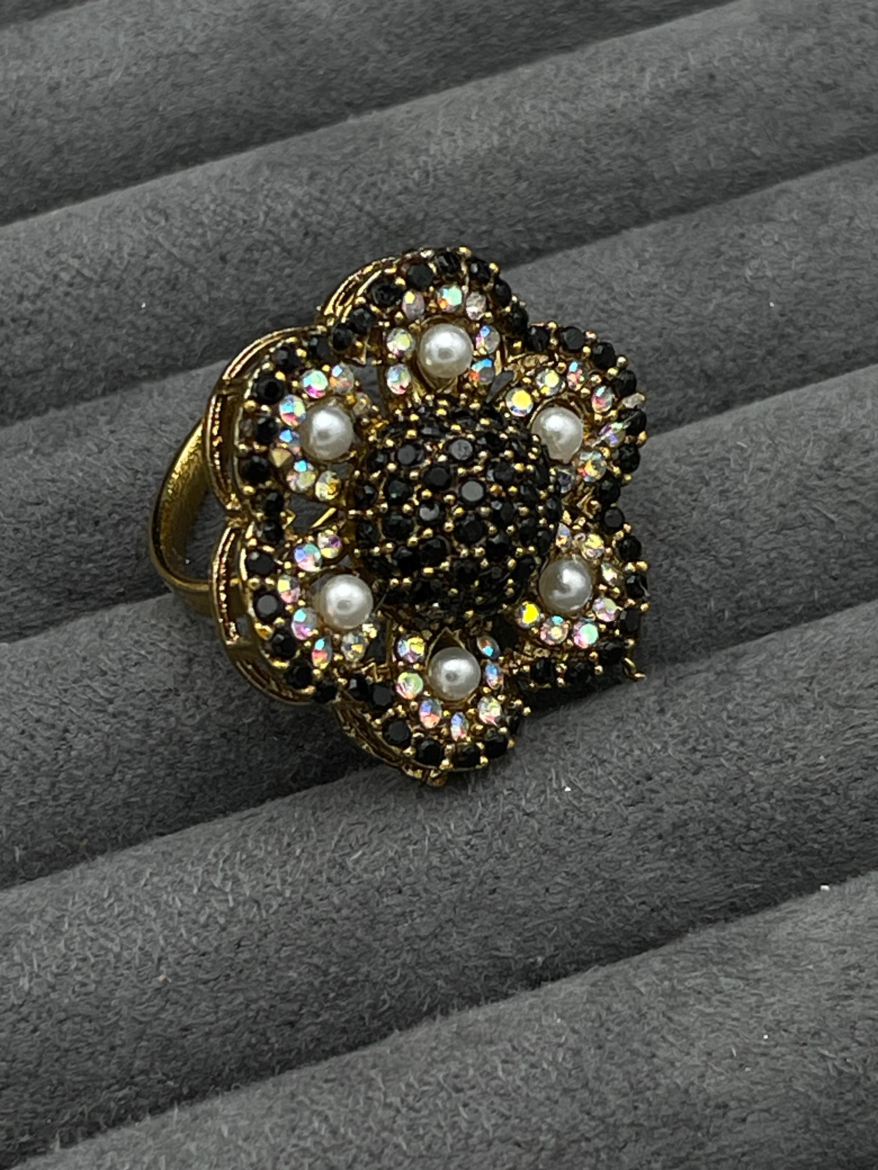 Gulnoor Zarcoon Ring