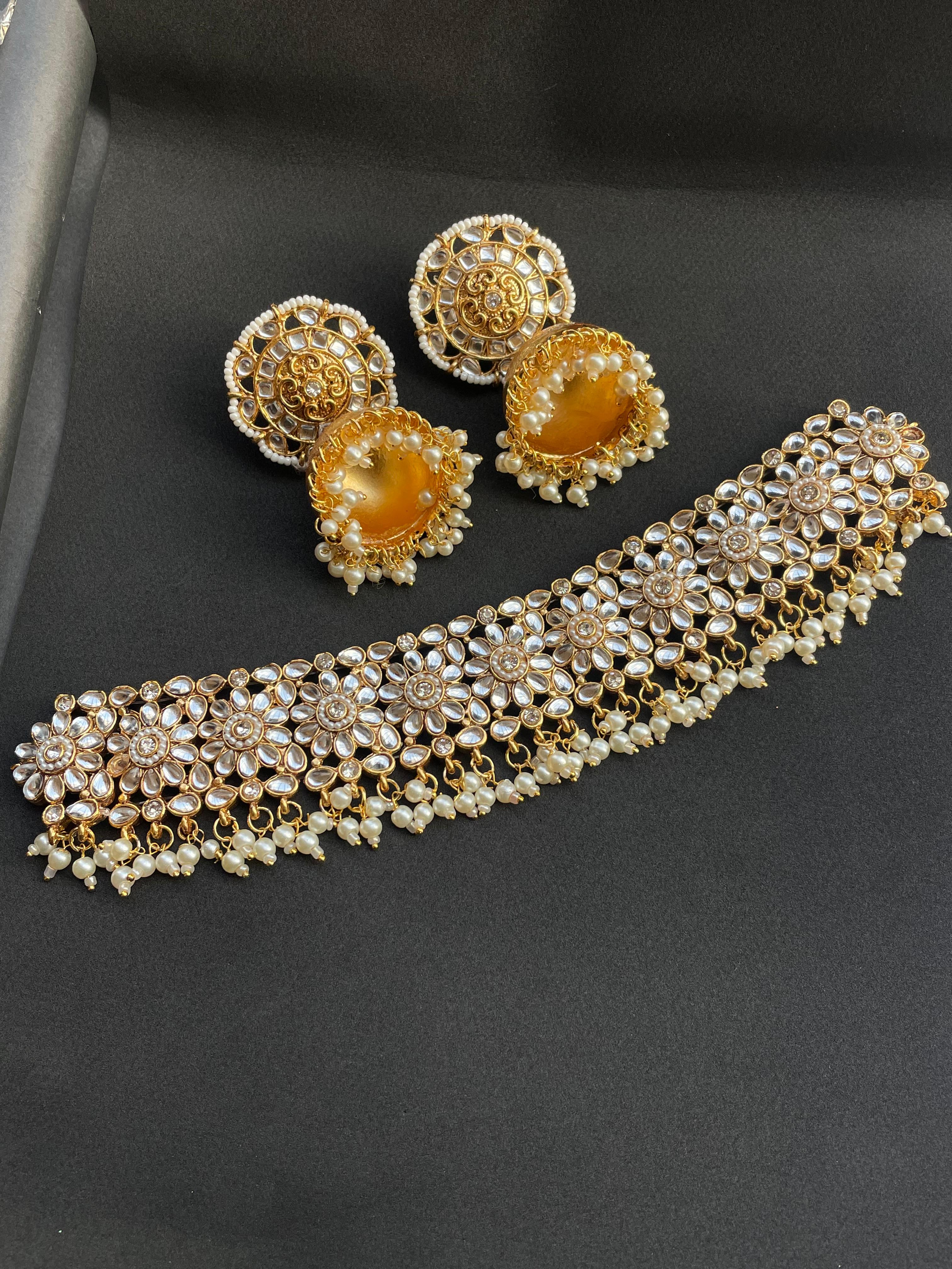 Kundan Majesty Choker set