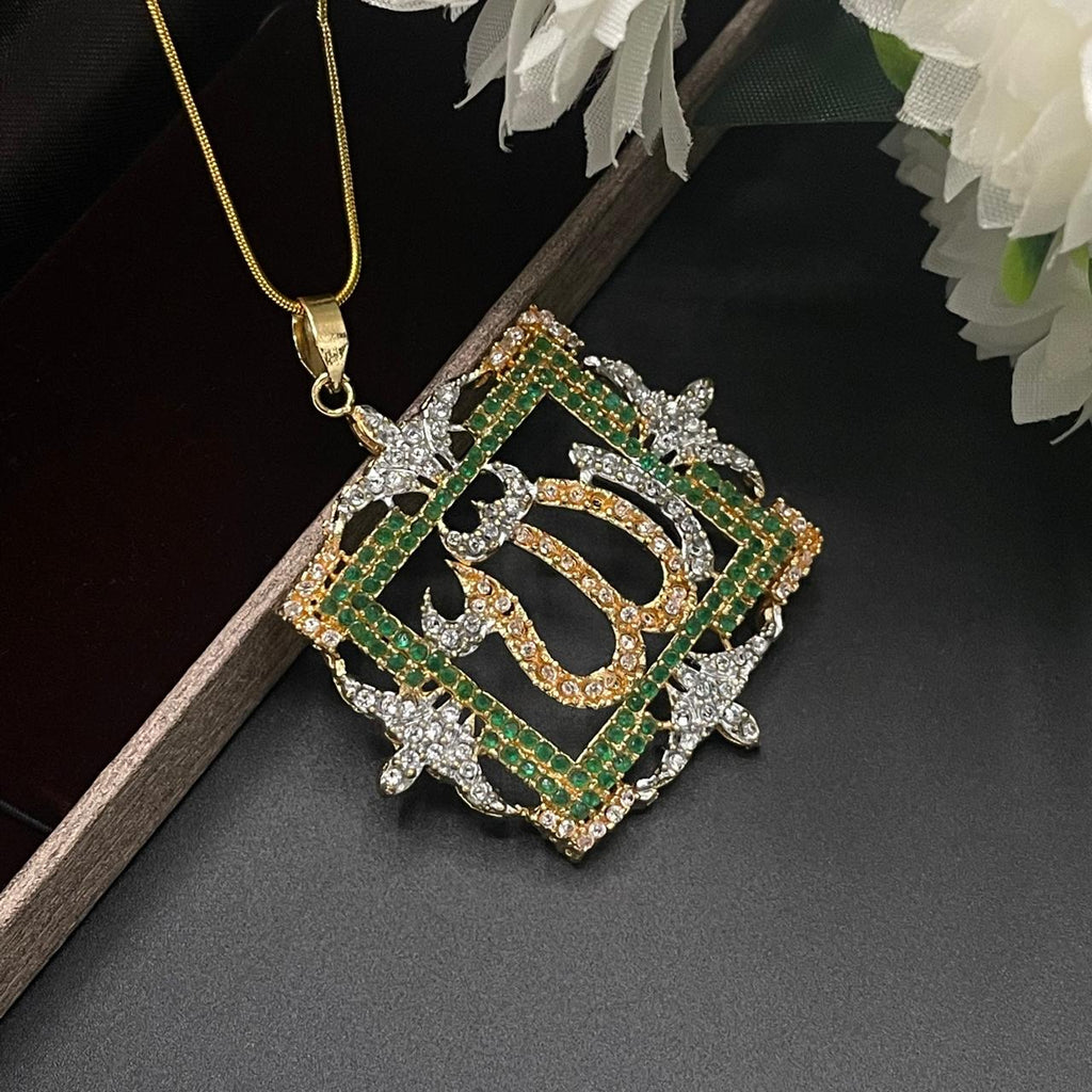 Nova Zarcoon Pendant