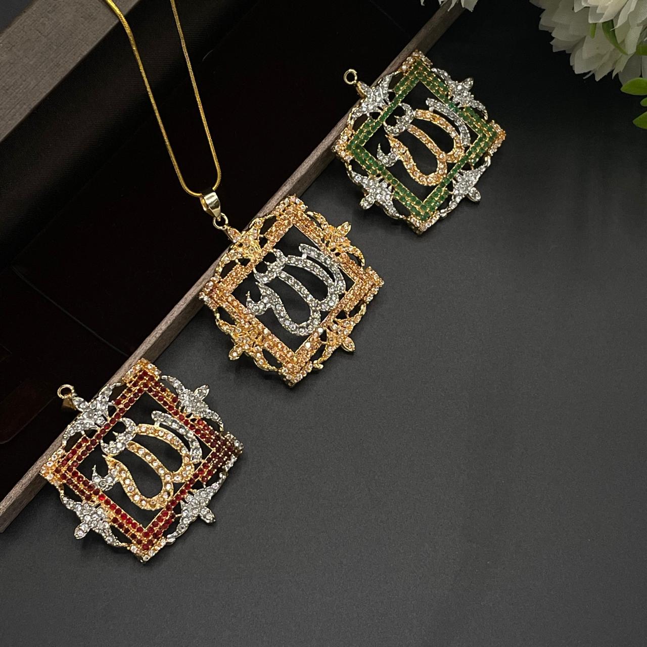 Nova Zarcoon Pendant