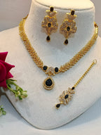 Roohi Zarcoon Necklace set