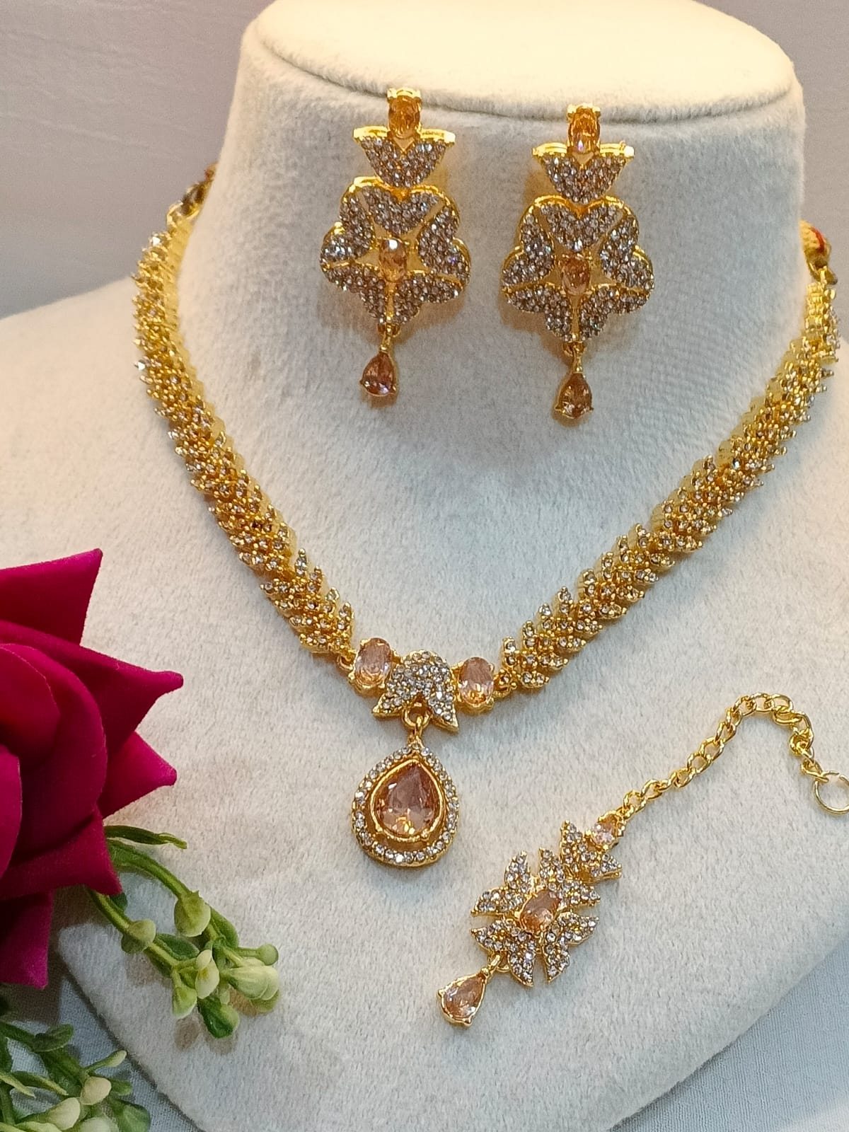 Roohi Zarcoon Necklace set