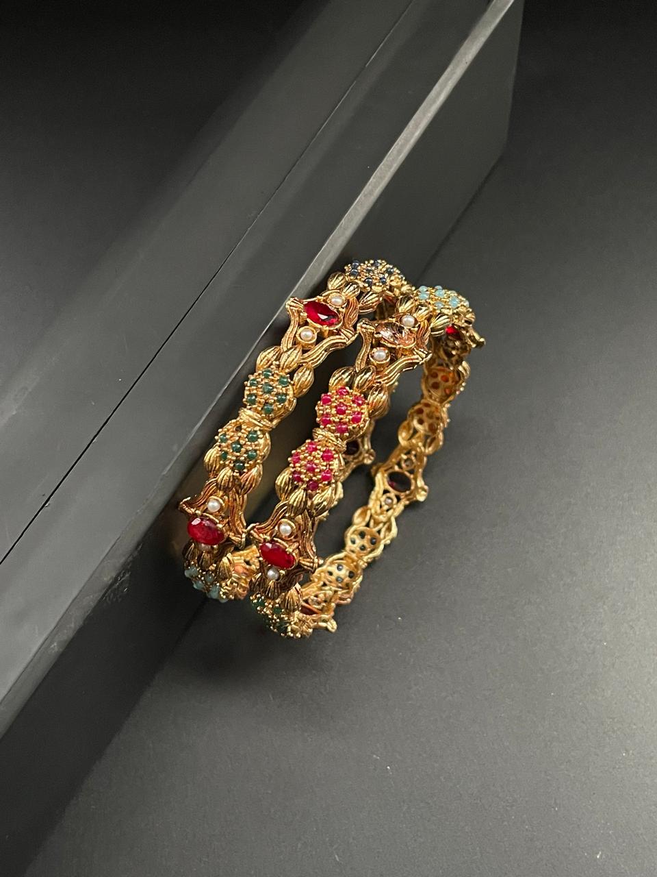 Saphira Bangles