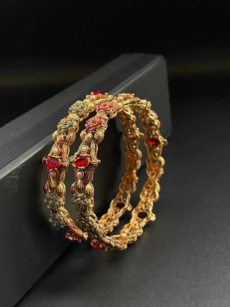 Saphira Bangles