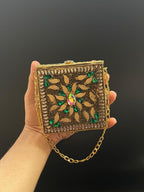 Kundan CLUTCH