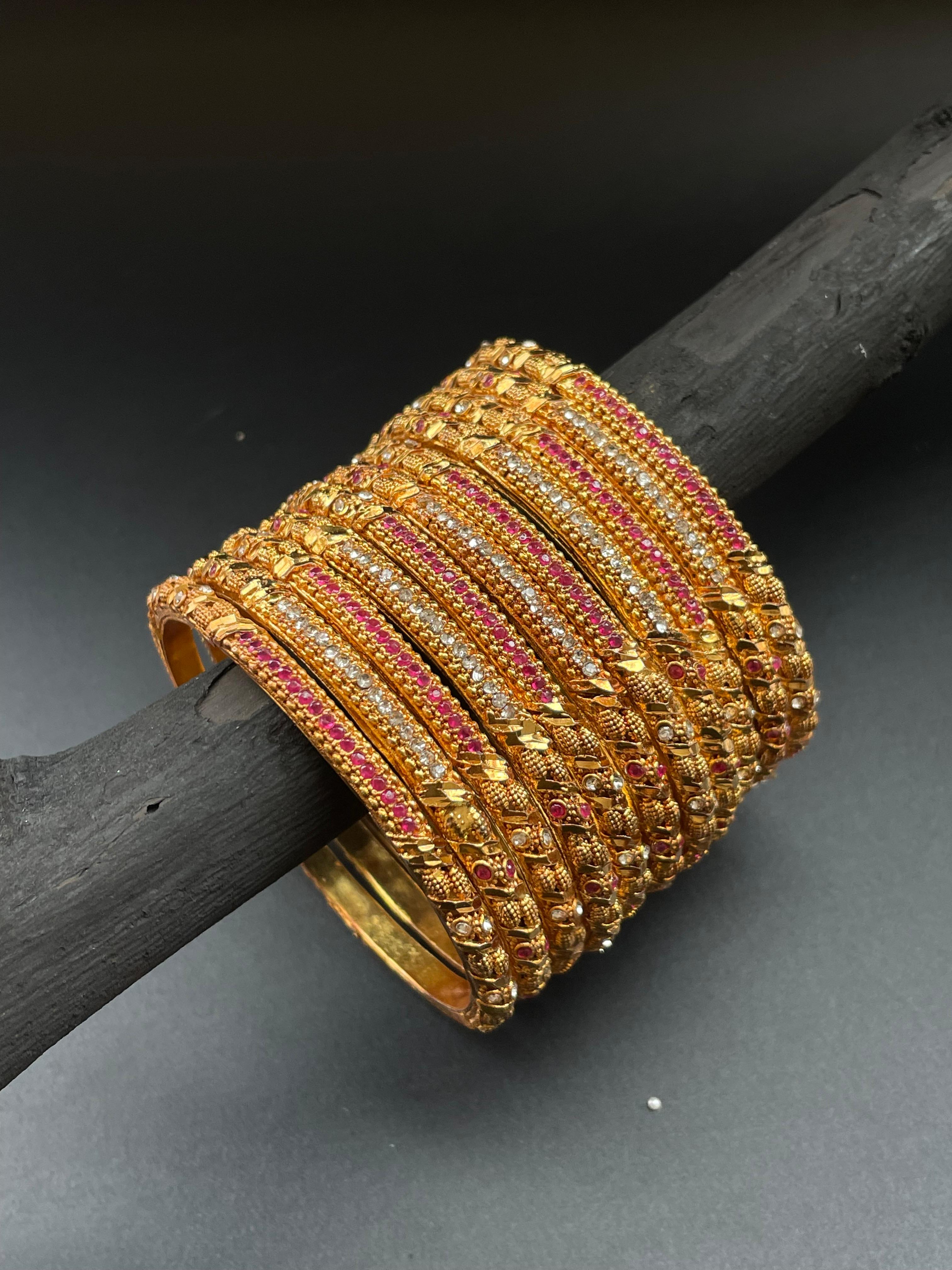 GoldLock Bangles set