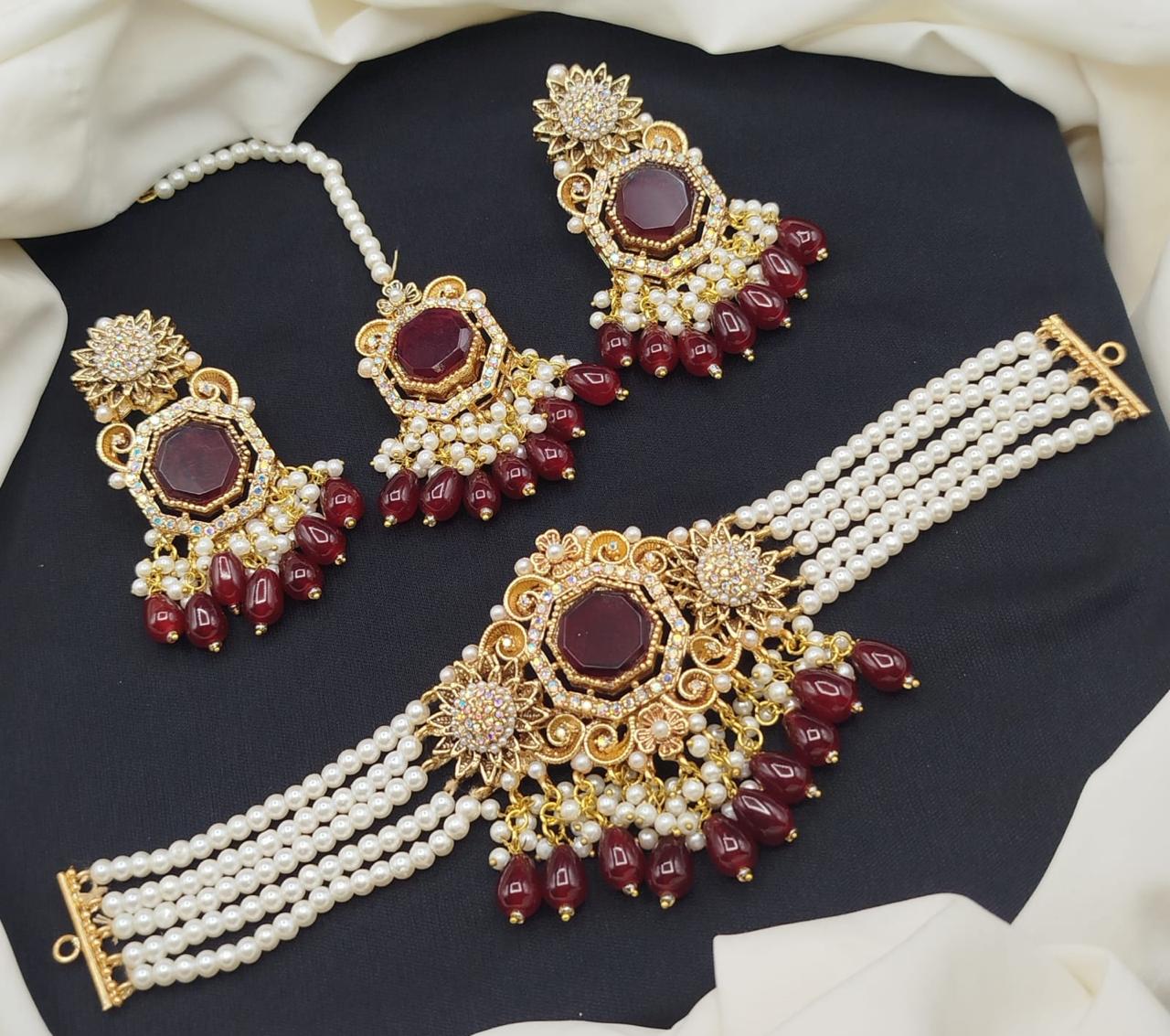 Ejypshon Choker set