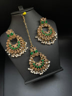 Traditional Earrings With Tika