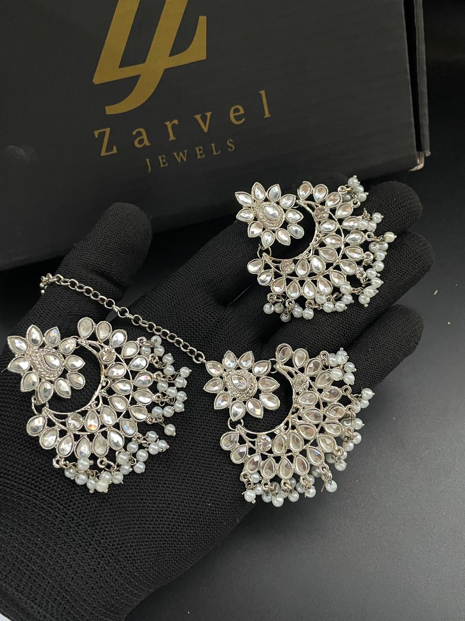 Kundan Earrings with Tika