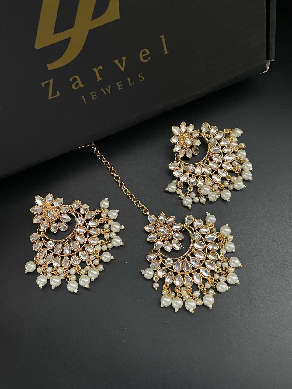 Kundan Earrings with Tika