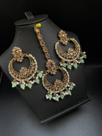 Reverse Earrings With Tika