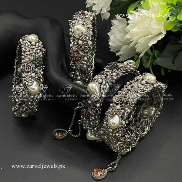 Oxides Pearl Bangles